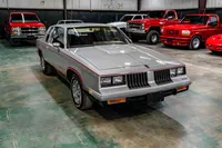 6_1984-Oldsmobile-Hurst Olds-Silver and Black-453022-36.jpg